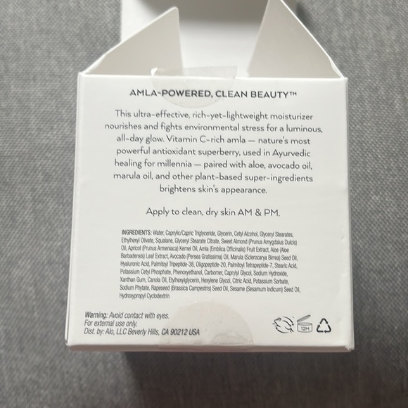 BNIB alo luminizing face moisturizer full size 2oz - Picture 5 of 6